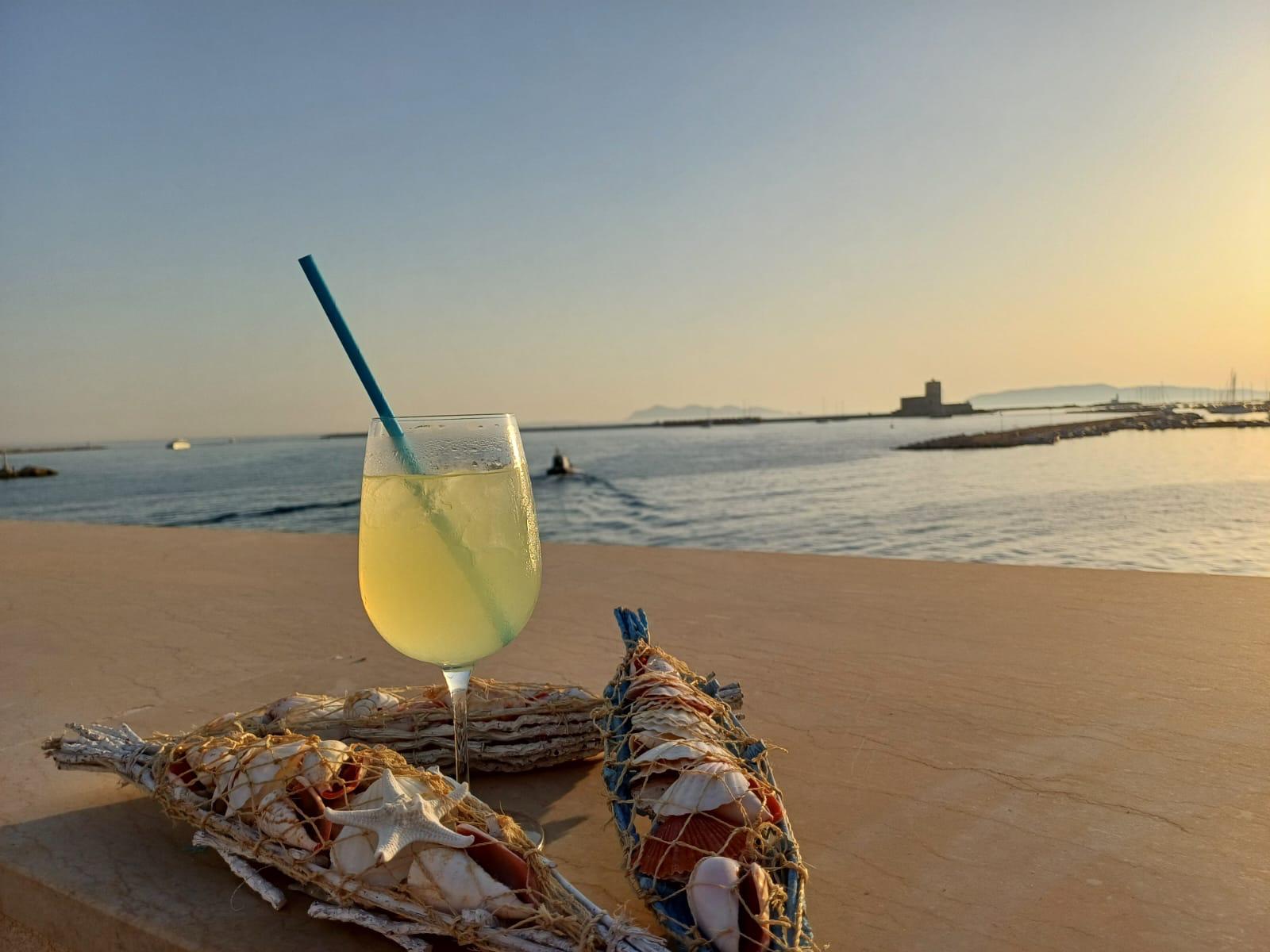 Aperitivo sul molo